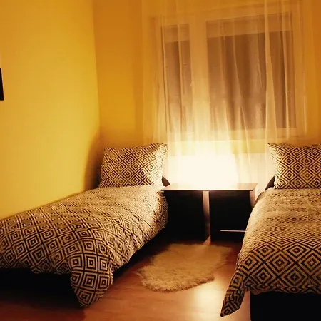 Celebrate Case de vacanță *